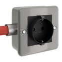 Tubo decorativo semirrígido vermelho para instalações de luz.