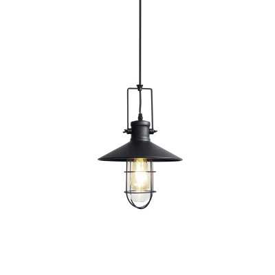 Pendente simples ESMES em ferro com LED E27 na cor preta.
