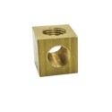 Copo distribuidor de latão com três saídas de 16mm.