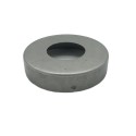 Suportes de ferro para lâmpadas 65mm x 14mm com parafusos E27.