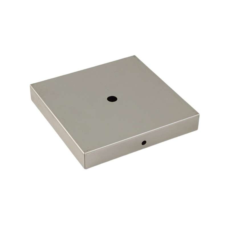 Suporte de ferro quadrado 120mm x 120mm x 20mm e uma saída.