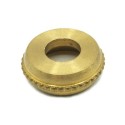 Adorno de latão interior sem rosca, 24mm de diâmetro x 8mm de altura.