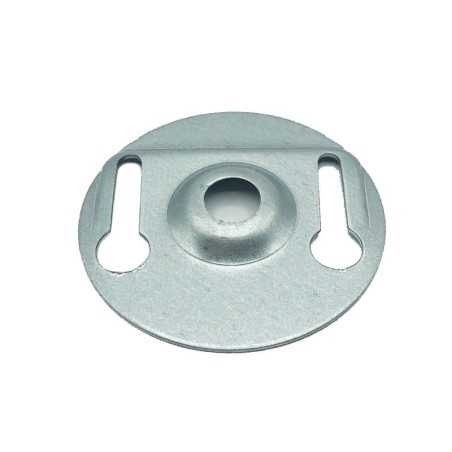 Placa de metal com aberturas de fixação de 55mm de diâmetro.