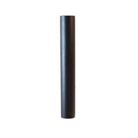 Tubo de cor preta lisa com 16mm de diâmetro.