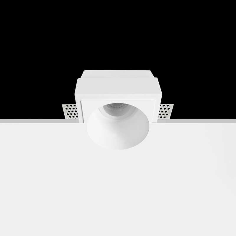Foco de gesso GU10 com 87 mm de diâmetro e altura de 135 mm.