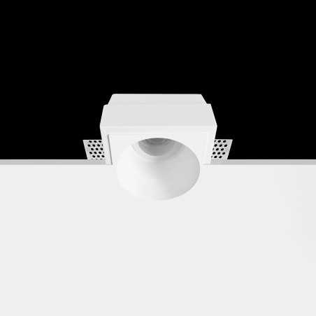 Foco de gesso GU10 com 87 mm de diâmetro e altura de 135 mm.
