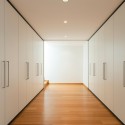 Foco de gesso GU10 com 87 mm de diâmetro e altura de 135 mm.