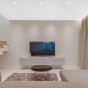 Foco de gesso GU10 com diâmetro de 202 mm e altura de 150 mm.