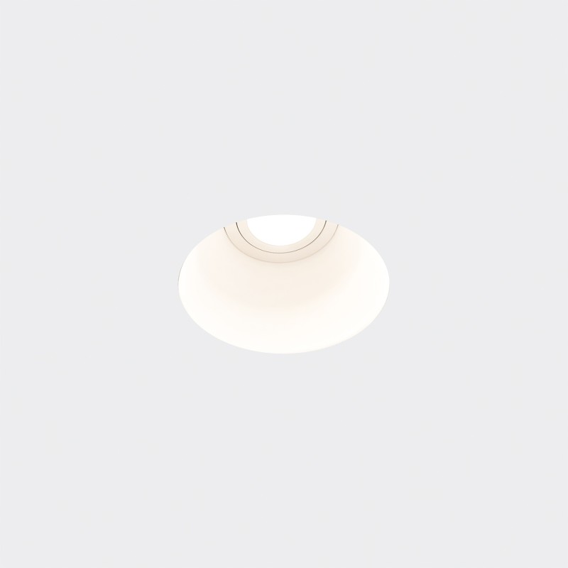 Foco de gesso GU10 com 110 mm de diâmetro e 118 mm de altura.