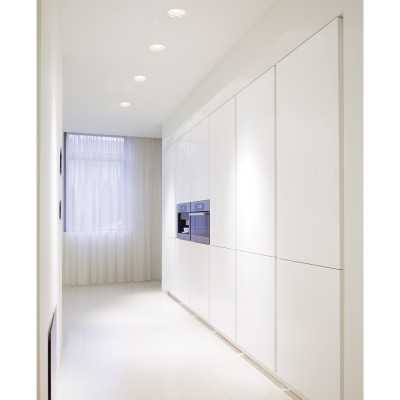 Foco de gesso GU10 com 95mm de diâmetro e 147mm de altura.