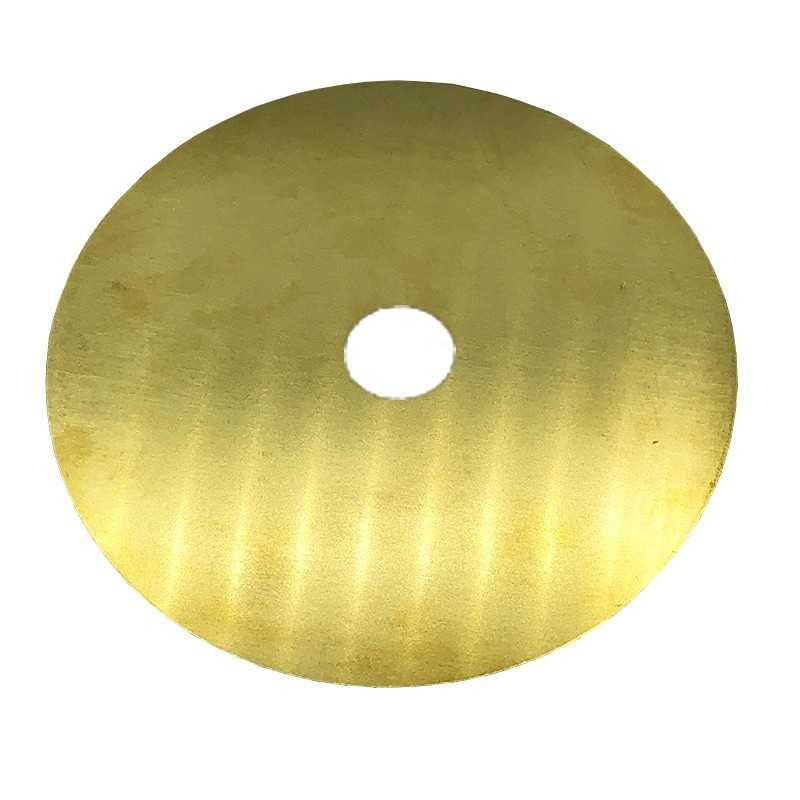 Disco decorativo de latão E27 com 150mm de diâmetro x 1mm.