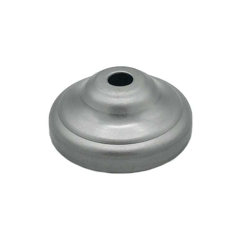 Tampa decorada em ferro bruto 64mm x 9mm